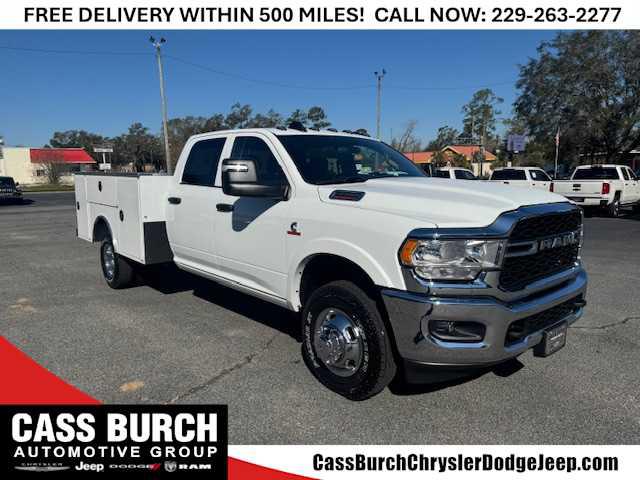 2024 RAM Ram 3500 Chassis Cab RAM 3500 TRADESMAN CREW CAB CHASSIS 4X4 60 CA