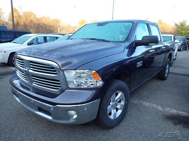 2017 RAM 1500 Big Horn Crew Cab 4x4 57 Box