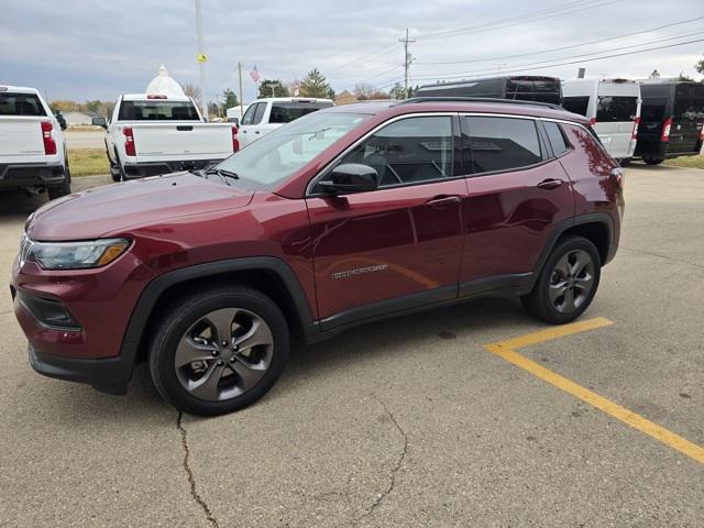 2022 Jeep Compass Latitude Lux 4x4