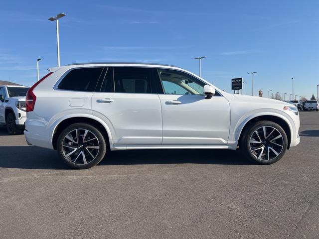 2020 Volvo XC90 T6 Momentum 6 Passenger