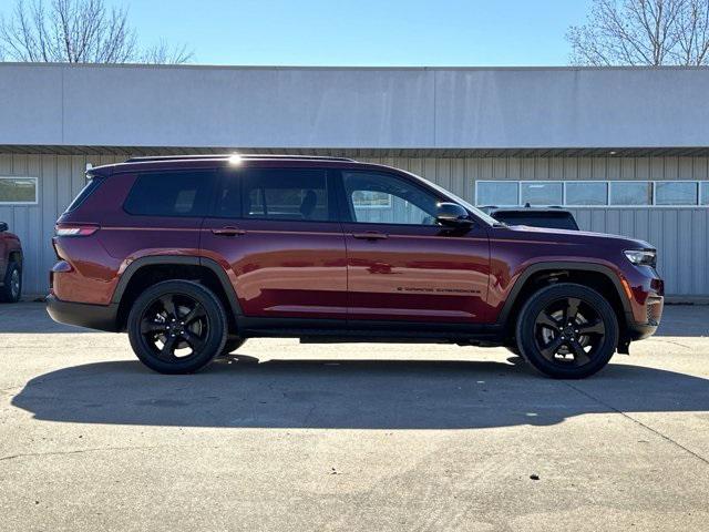 2022 Jeep Grand Cherokee L Altitude 4x4