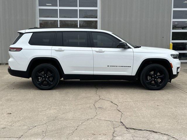 2022 Jeep Grand Cherokee L Altitude 4x4