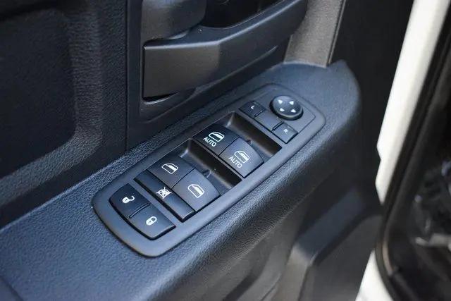 2022 Ram 5500 Tradesman/SLT/Laramie/Limited