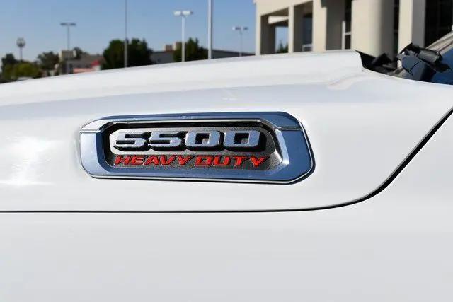 2022 Ram 5500 Tradesman/SLT/Laramie/Limited