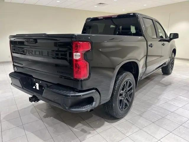 2025 Chevrolet Silverado 1500 2WD Crew Cab Short Bed Custom