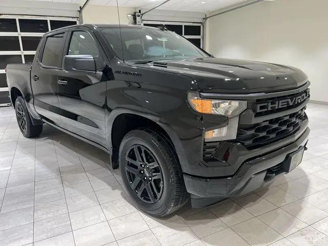 2025 Chevrolet Silverado 1500 2WD Crew Cab Short Bed Custom