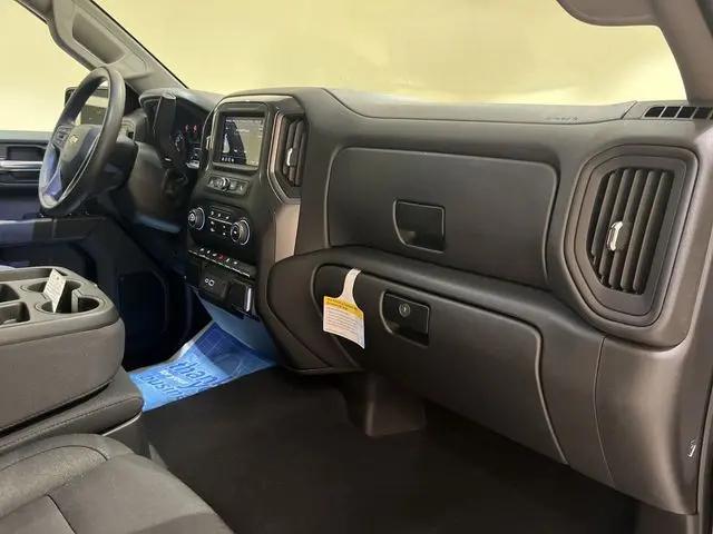2025 Chevrolet Silverado 1500 2WD Crew Cab Short Bed Custom