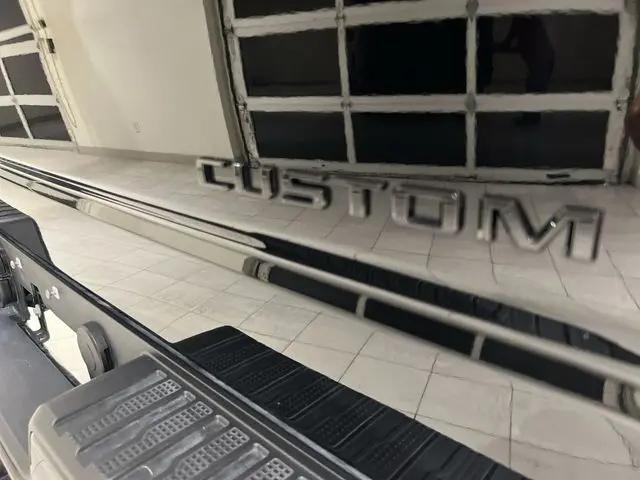 2025 Chevrolet Silverado 1500 2WD Crew Cab Short Bed Custom