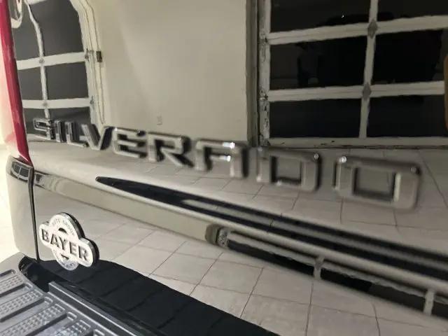 2025 Chevrolet Silverado 1500 2WD Crew Cab Short Bed Custom