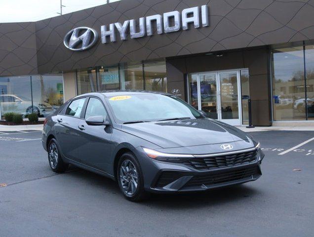 2024 Hyundai Elantra