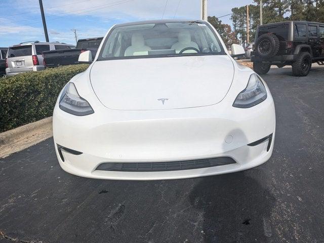 2022 Tesla Model Y Long Range Dual Motor All-Wheel Drive