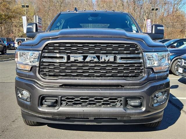 2023 RAM 3500 Big Horn Crew Cab 4x4 8 Box