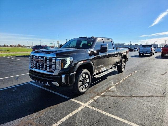 2024 GMC Sierra 3500HD 4WD Crew Cab Standard Bed Denali