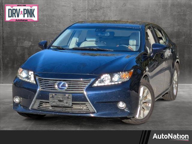 2015 Lexus ES 300h