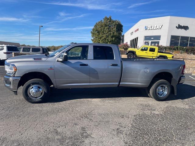 2024 RAM Ram 3500 RAM 3500 TRADESMAN CREW CAB 4X4 8 BOX