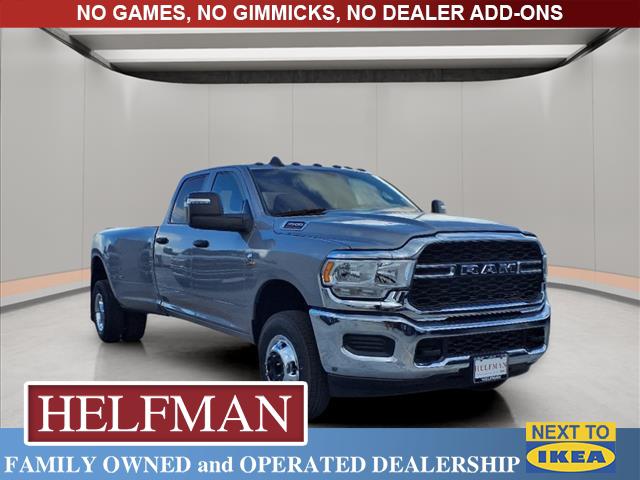 2024 RAM Ram 3500 RAM 3500 TRADESMAN CREW CAB 4X4 8 BOX