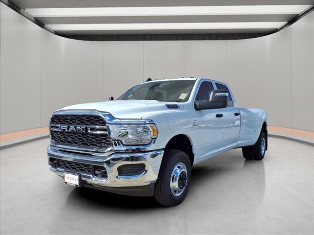 2024 RAM Ram 3500 RAM 3500 TRADESMAN CREW CAB 4X4 8 BOX