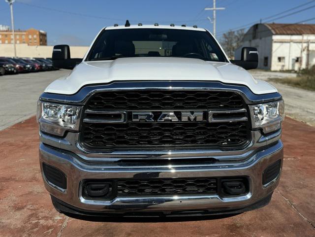 2023 RAM 2500 Tradesman Crew Cab 4x4 8 Box