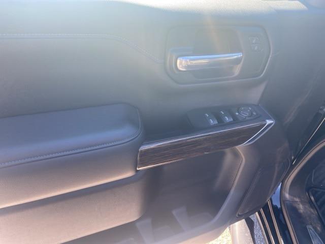 2020 GMC Sierra 1500 4WD Crew Cab Short Box Elevation