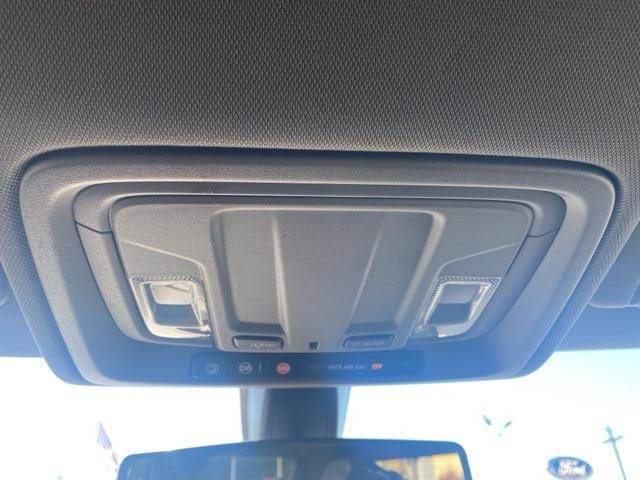 2020 GMC Sierra 1500 4WD Crew Cab Short Box Elevation