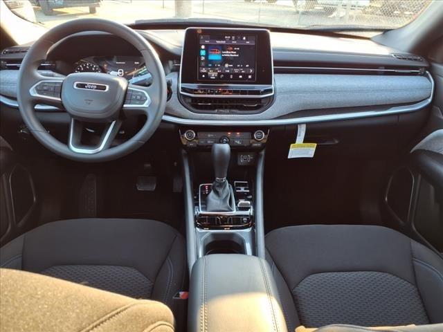 2025 Jeep Compass COMPASS SPORT 4X4