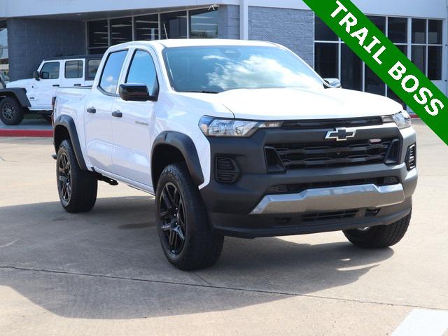 2023 Chevrolet Colorado 4WD Crew Cab Short Box Trail Boss