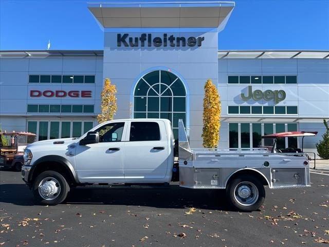 2024 RAM Ram 5500 Chassis Cab RAM 5500 TRADESMAN CHASSIS CREW CAB 4X4 60 CA