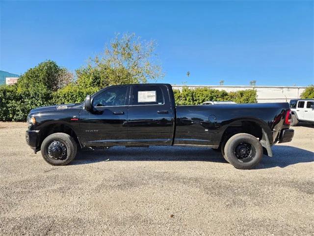 2024 RAM Ram 3500 RAM 3500 BIG HORN CREW CAB 4X4 8 BOX