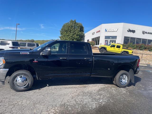 2024 RAM Ram 3500 RAM 3500 TRADESMAN CREW CAB 4X4 8 BOX