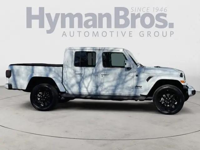 2021 Jeep Gladiator Sport