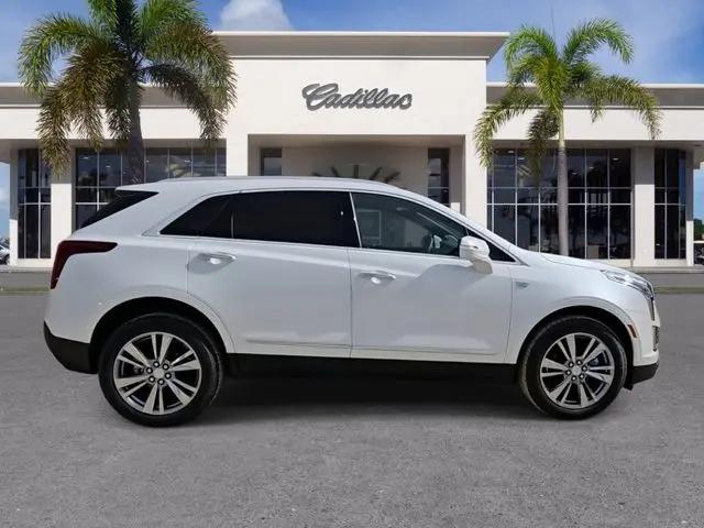 2025 Cadillac XT5 FWD Premium Luxury