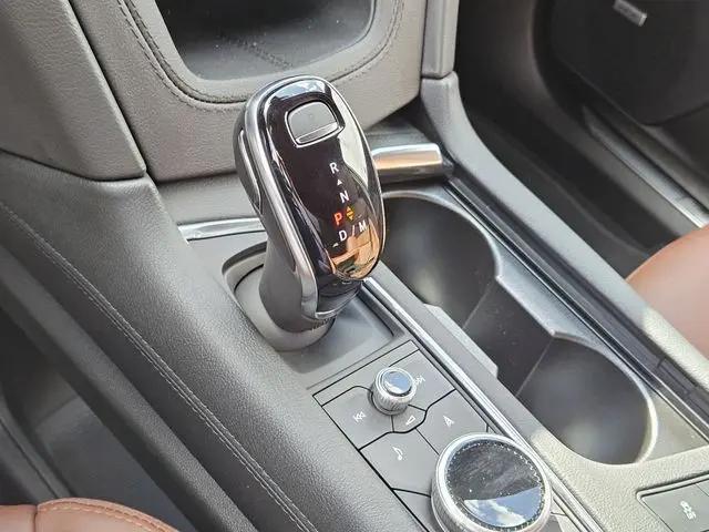 2025 Cadillac XT5 FWD Premium Luxury