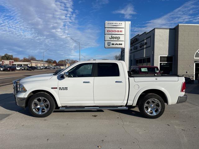 2018 RAM 1500 Laramie Crew Cab 4x4 57 Box