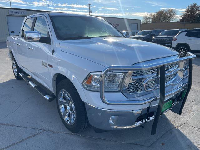 2018 RAM 1500 Laramie Crew Cab 4x4 57 Box