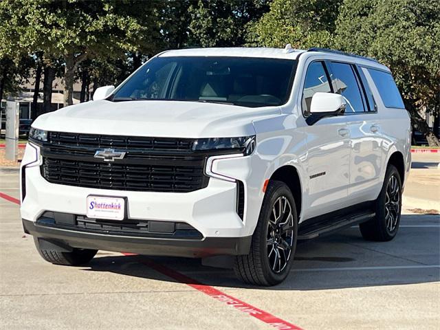 2024 Chevrolet Suburban 4WD RST