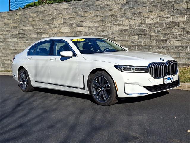 2022 BMW 750