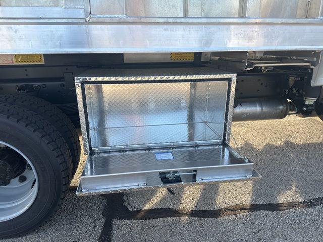 2024 Chevrolet Silverado 6500HD 1WT