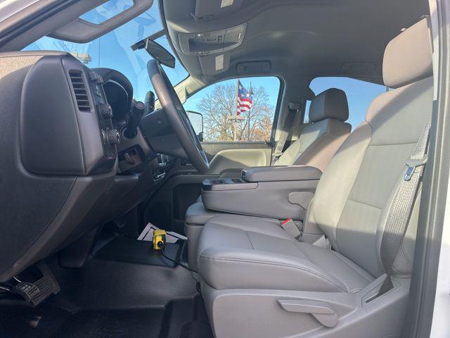 2024 Chevrolet Silverado 6500HD 1WT
