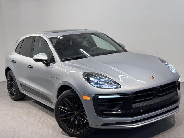 2022 Porsche Macan