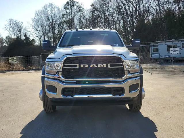 2024 RAM Ram 5500 Chassis Cab RAM 5500 TRADESMAN CHASSIS CREW CAB 4X4 60 CA