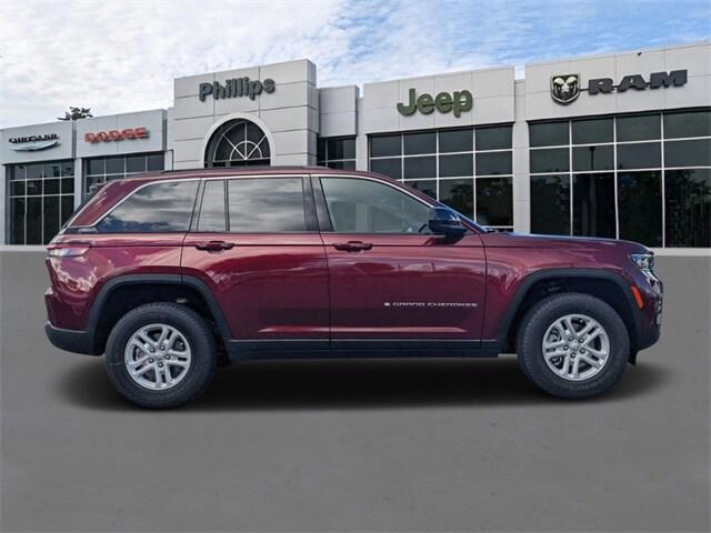 2025 Jeep Grand Cherokee GRAND CHEROKEE LAREDO 4X2