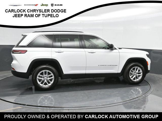 2025 Jeep Grand Cherokee GRAND CHEROKEE LAREDO X 4X2