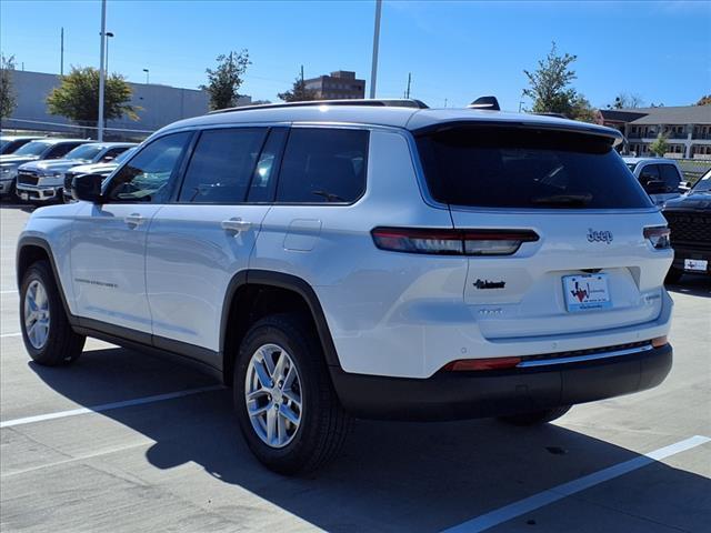 2025 Jeep Grand Cherokee GRAND CHEROKEE L LAREDO X 4X4