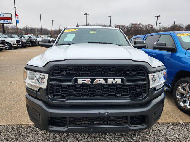 2020 RAM 2500 Tradesman Crew Cab 4X2 8 Box