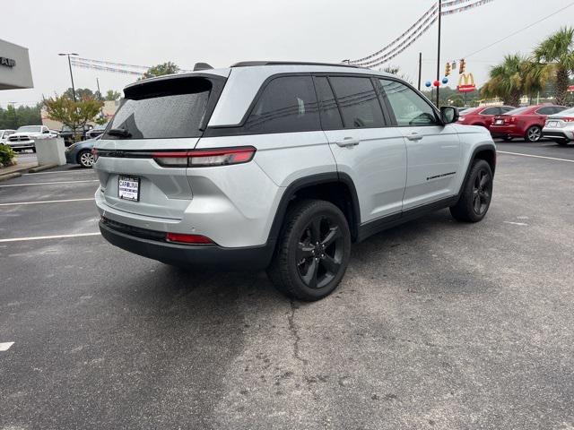2022 Jeep Grand Cherokee Altitude 4x4