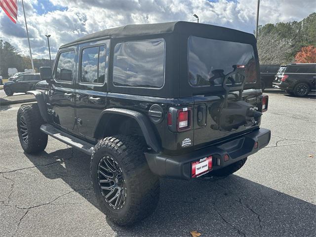 2023 Jeep Wrangler 4-Door Sahara 4x4