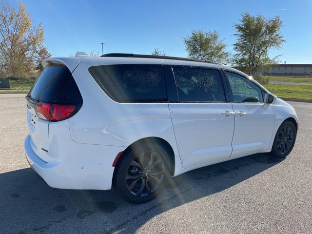 2020 Chrysler Pacifica Red S Edition