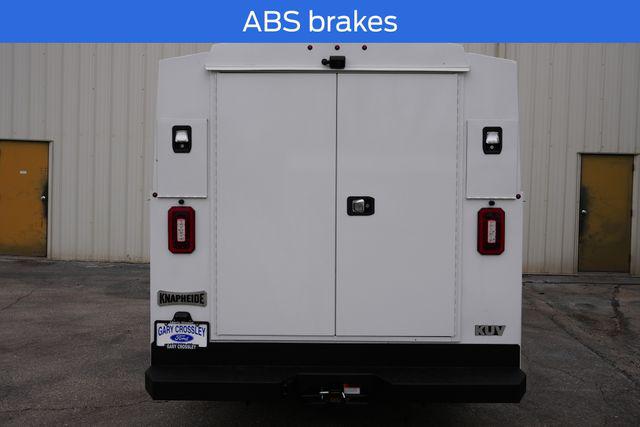 2024 Ford Transit Cutaway Base