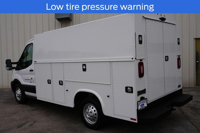 2024 Ford Transit Cutaway Base