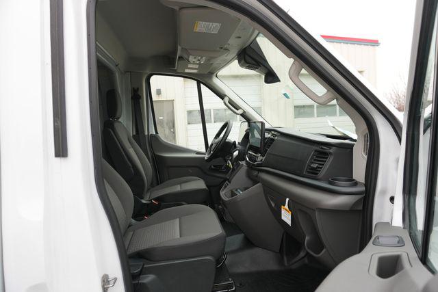 2024 Ford Transit Cutaway Base